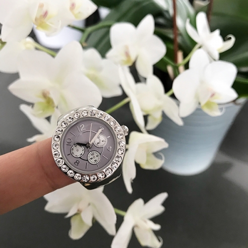 SAT-PRSTEN SA KRISTALIMA SILVER