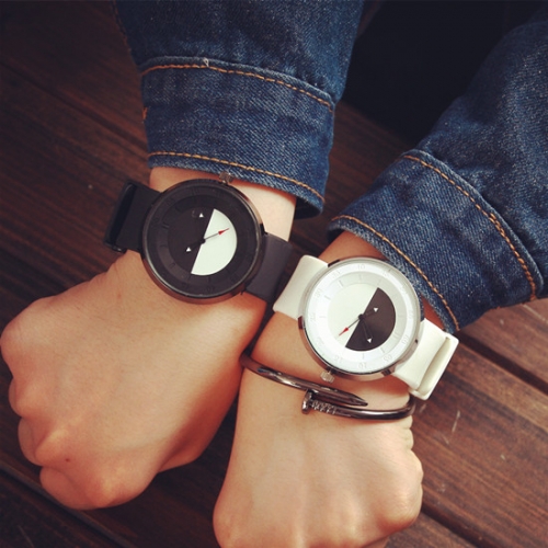 UNISEKS SAT COUPLE