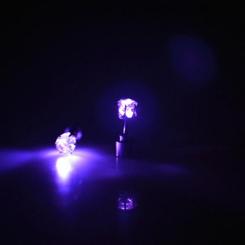 SVIJETLECE LED NAUSNICE